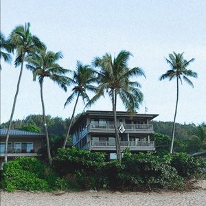 Meet your Posher, Ayla